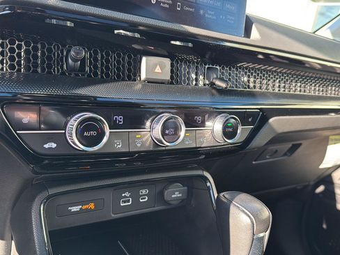 Used 2023 Honda CR-V EX-L image 18