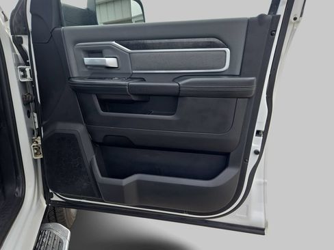Used 2019 RAM 2500 Big Horn AWD/4WD image 11