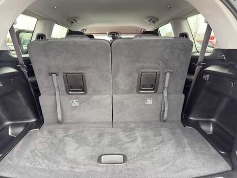 Used 2022 Jeep Grand Cherokee L Laredo w/ Luxury Tech Group I image 37