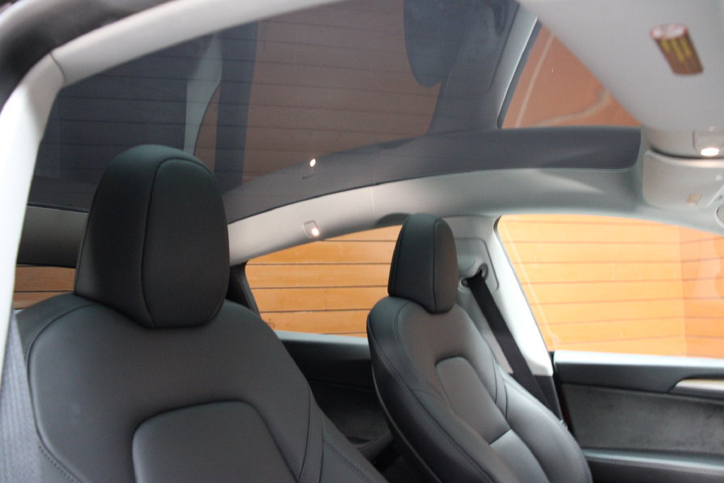 Used 2024 Tesla Model Y Long Range AWD/4WD image 19