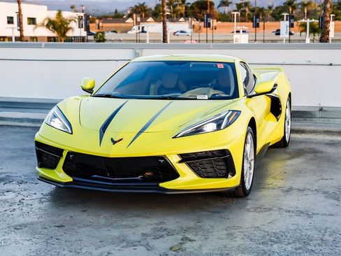 Used 2023 Chevrolet Corvette Stingray w/ Z51 Performance Package image 4