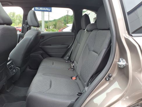Used 2025 Subaru Forester Premium AWD/4WD image 8