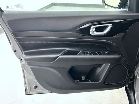 Certified 2024 Jeep Compass Trailhawk image 9