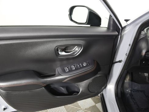 Certified 2024 Honda HR-V Sport image 36