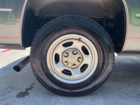 Used 2006 Dodge Dakota ST RWD image 40