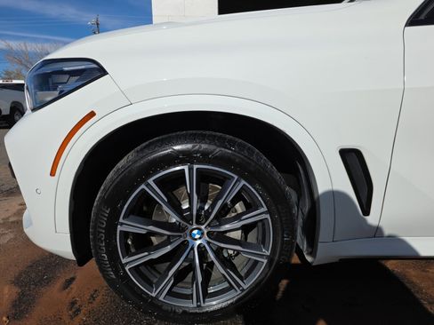 Used 2019 BMW X5 xDrive40i w/ M Sport Package image 10