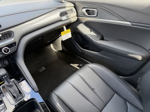 New 2026 Acura Integra image 14