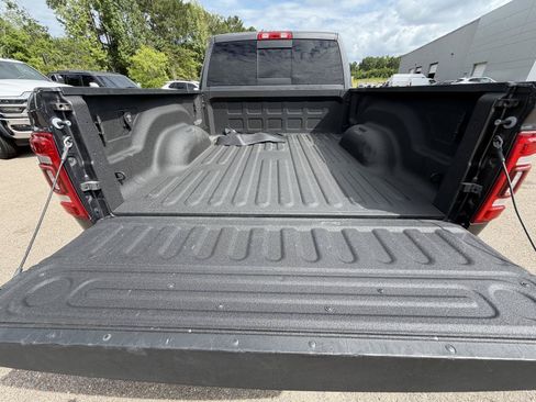 Used 2023 RAM 2500 Laramie AWD/4WD image 19