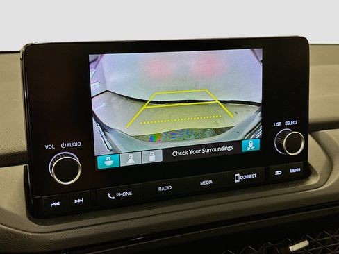 Used 2025 Honda Accord SE image 22