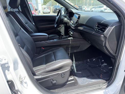 Used 2024 Dodge Durango GT RWD image 10