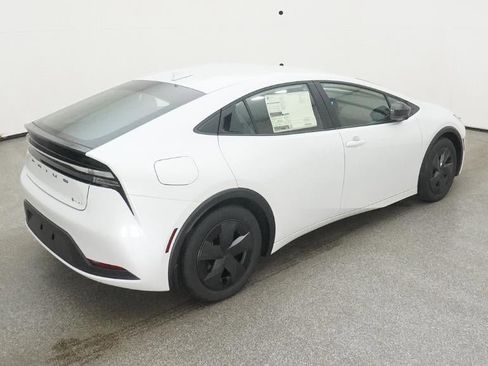 New 2025 Toyota Prius Plug-In Hybrid FWD image 9