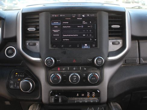 Used 2022 RAM 1500 Big Horn AWD/4WD image 9