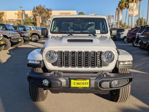 New 2026 Jeep Gladiator Sport image 2