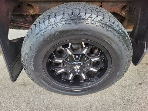 Used 2015 GMC Sierra 1500 SLE image 28