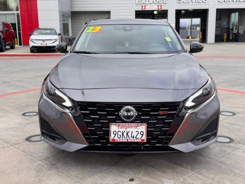 Certified 2023 Nissan Altima 2.5 SR w/ SR Premium Package image 3