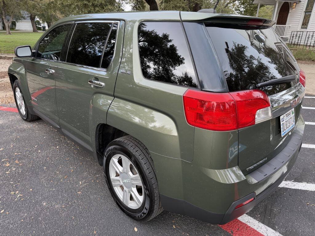 Used 2015 GMC Terrain SLE FWD image 3