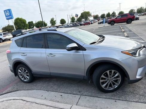 Used 2017 Toyota RAV4 Limited FWD image 3