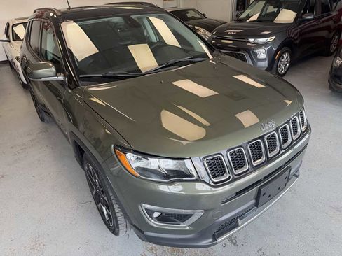 Used 2018 Jeep Compass Limited w/ Navigation Group image 9