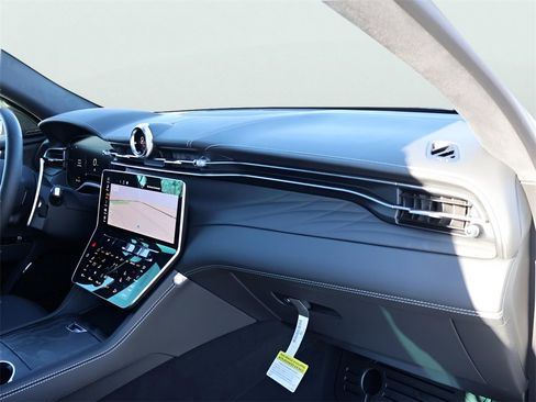 New 2026 Maserati Grecale Modena image 12