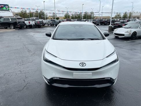 Used 2025 Toyota Prius image 7