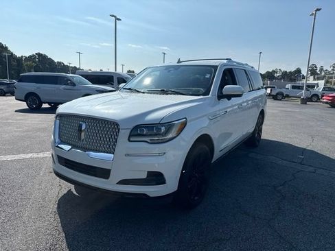 Used 2023 Lincoln Navigator L Reserve AWD/4WD image 11