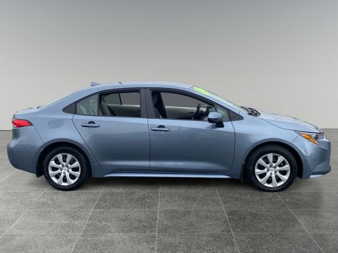 Used 2026 Toyota Corolla LE FWD image 6