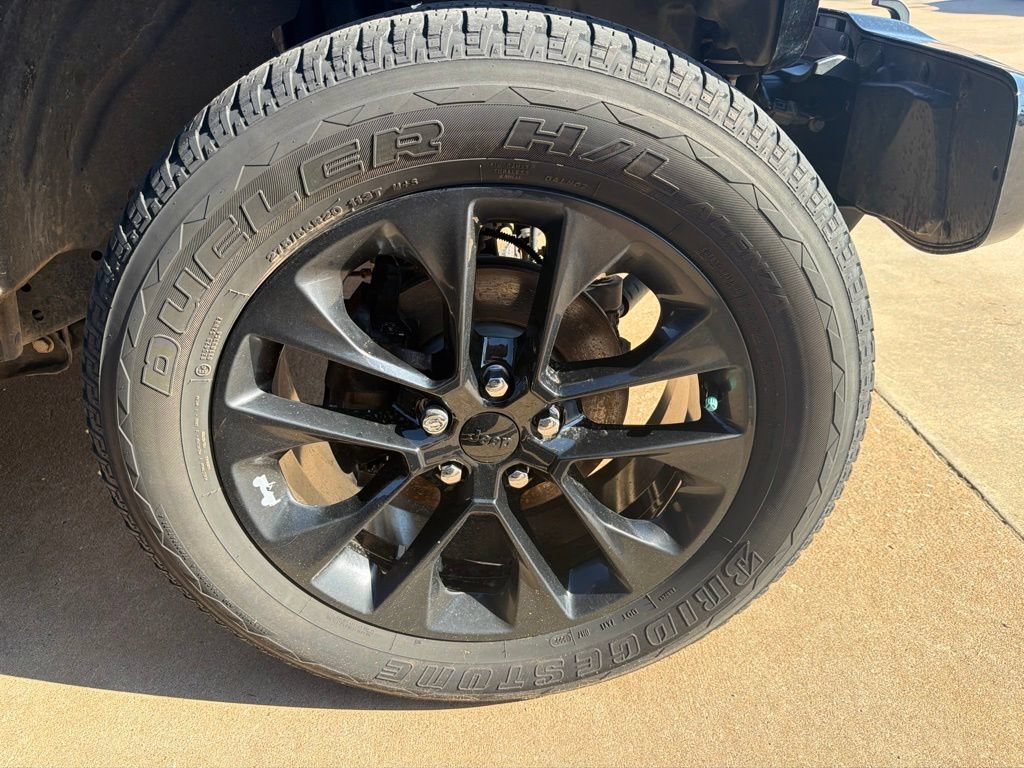 Used 2022 Jeep Gladiator Overland AWD/4WD image 9
