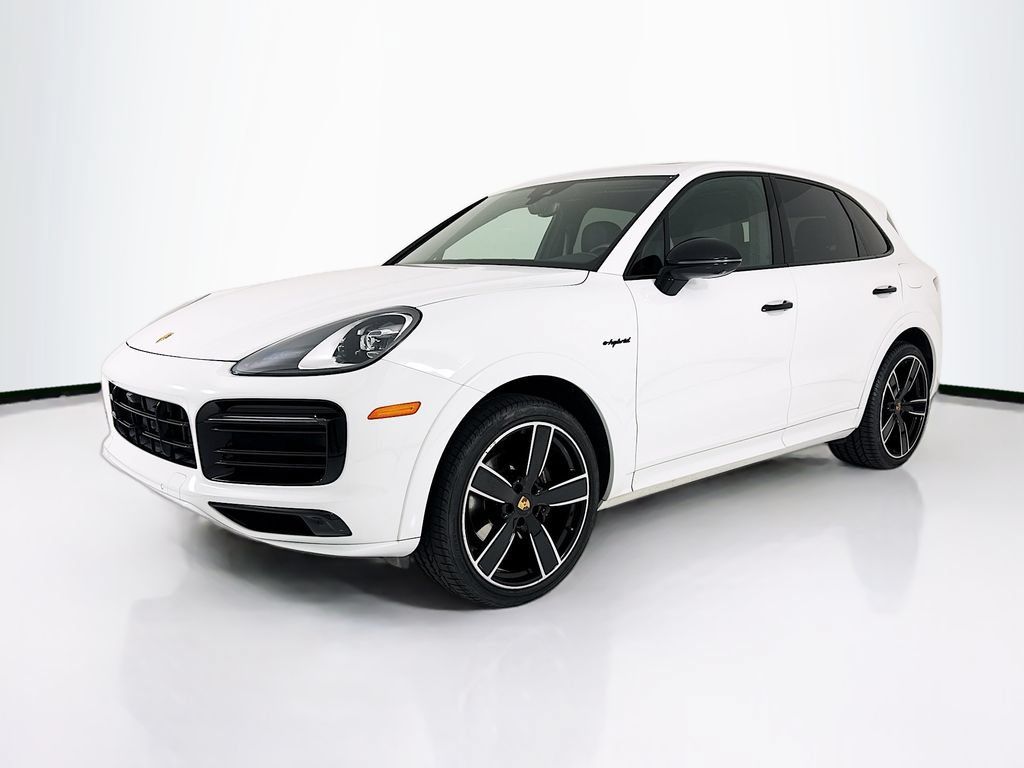 Certified 2023 Porsche Cayenne Platinum Edition AWD/4WD image 1