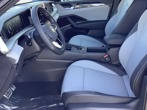 New 2026 Volkswagen Tiguan SE R-Line image 22