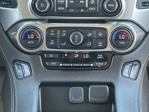 Used 2020 Chevrolet Tahoe LT RWD image 19