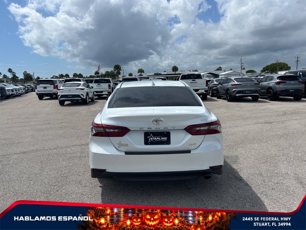 Used 2023 Toyota Camry XLE FWD image 6
