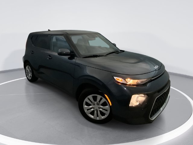 Used 2022 Kia Soul LX FWD image 1
