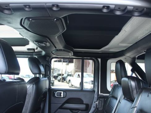 Used 2021 Jeep Wrangler Unlimited Sahara AWD/4WD image 35
