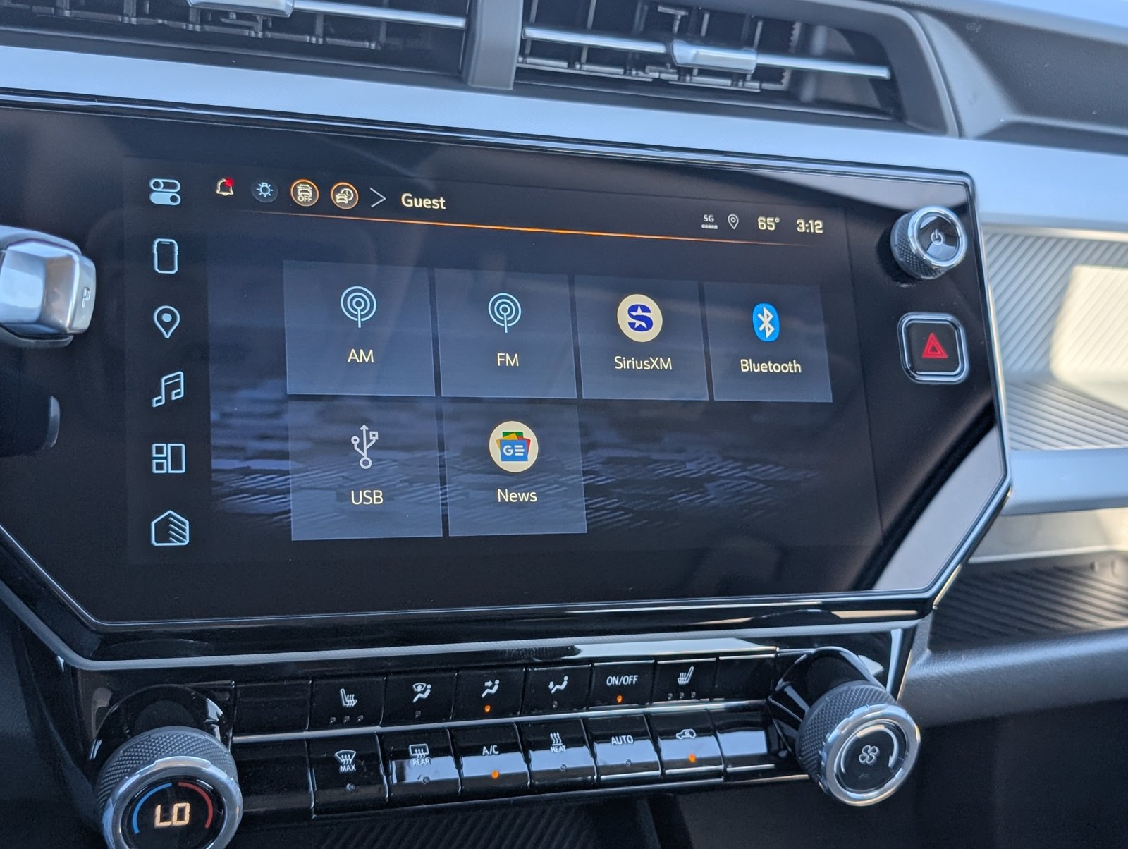 New 2027 Chevrolet Bolt LT w/ Comfort Package FWD image 13