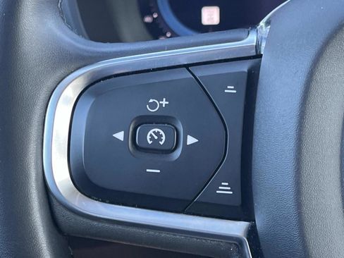 Used 2024 Volvo S60 B5 Core image 31