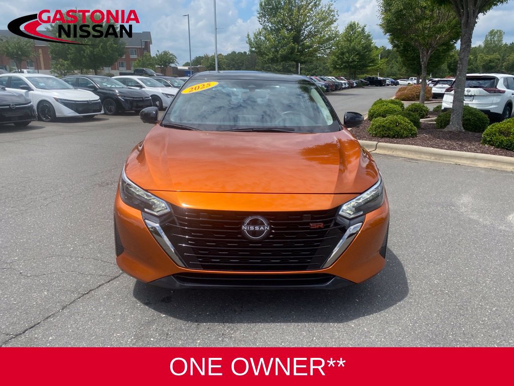 Used 2025 Nissan Sentra SR w/ SR Premium Package FWD image 3
