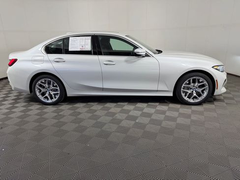 Used 2026 BMW 330i xDrive Sedan w/ Convenience Package AWD/4WD image 8