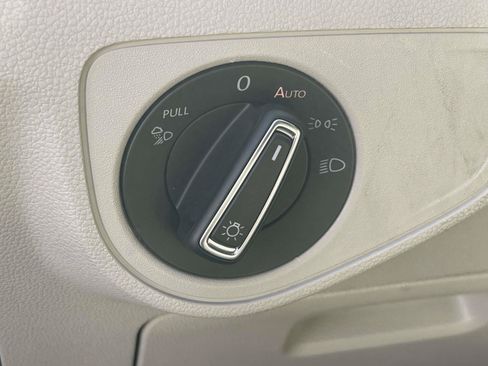 Certified 2023 Volkswagen Atlas SE FWD image 20