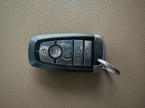 Used 2021 Ford F150 Lariat image 43