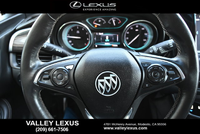 Used 2018 Buick Envision Essence AWD/4WD image 9