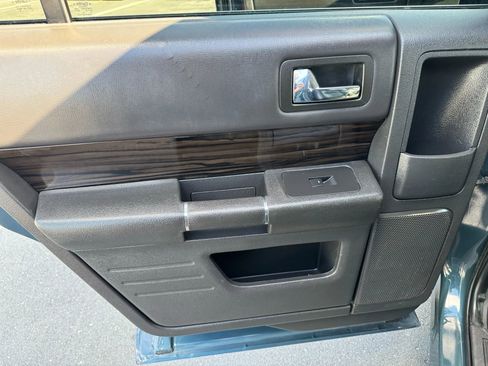 Used 2016 Ford Flex SEL w/ Equipment Group 202A image 7