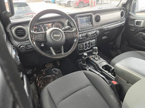 Certified 2021 Jeep Wrangler Unlimited Sport image 18