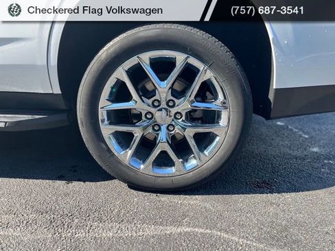 Used 2023 Chevrolet Tahoe Premier AWD/4WD image 5