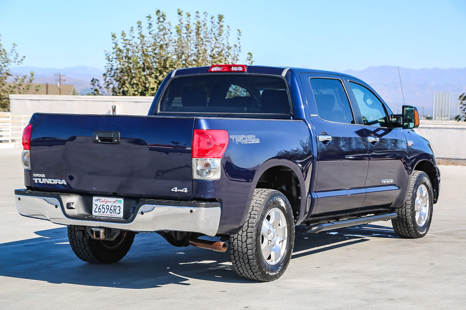 Used 2007 Toyota Tundra Limited w/ TRD Off-Road Pkg AWD/4WD image 5
