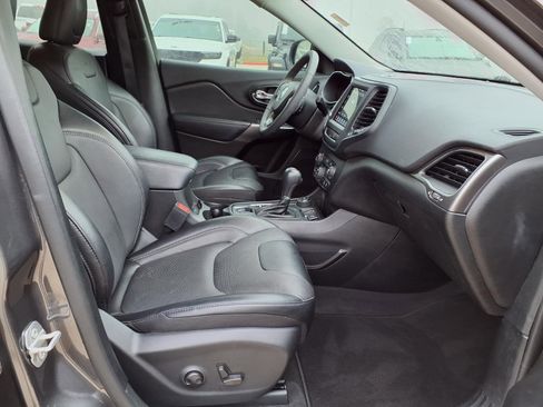 Used 2022 Jeep Cherokee Latitude Lux image 20