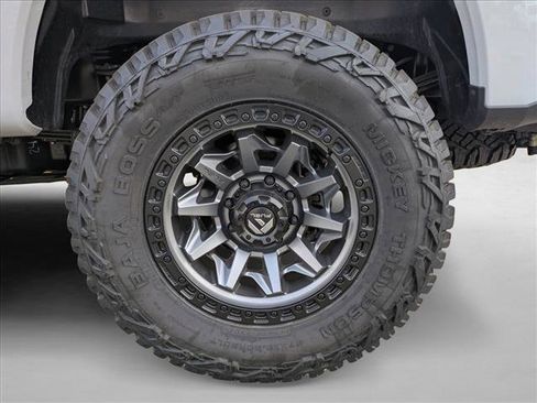 Used 2025 Ford F350 Lariat w/ Lariat Ultimate Package image 18