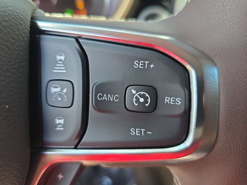 New 2026 RAM 1500 Laramie AWD/4WD image 18
