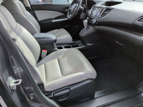 Used 2016 Honda CR-V Touring image 33