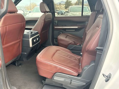 Used 2024 Ford Expedition Max Limited image 12