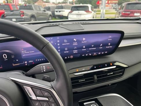 Used 2025 Buick Enclave Sport Touring w/ Power Package FWD image 23